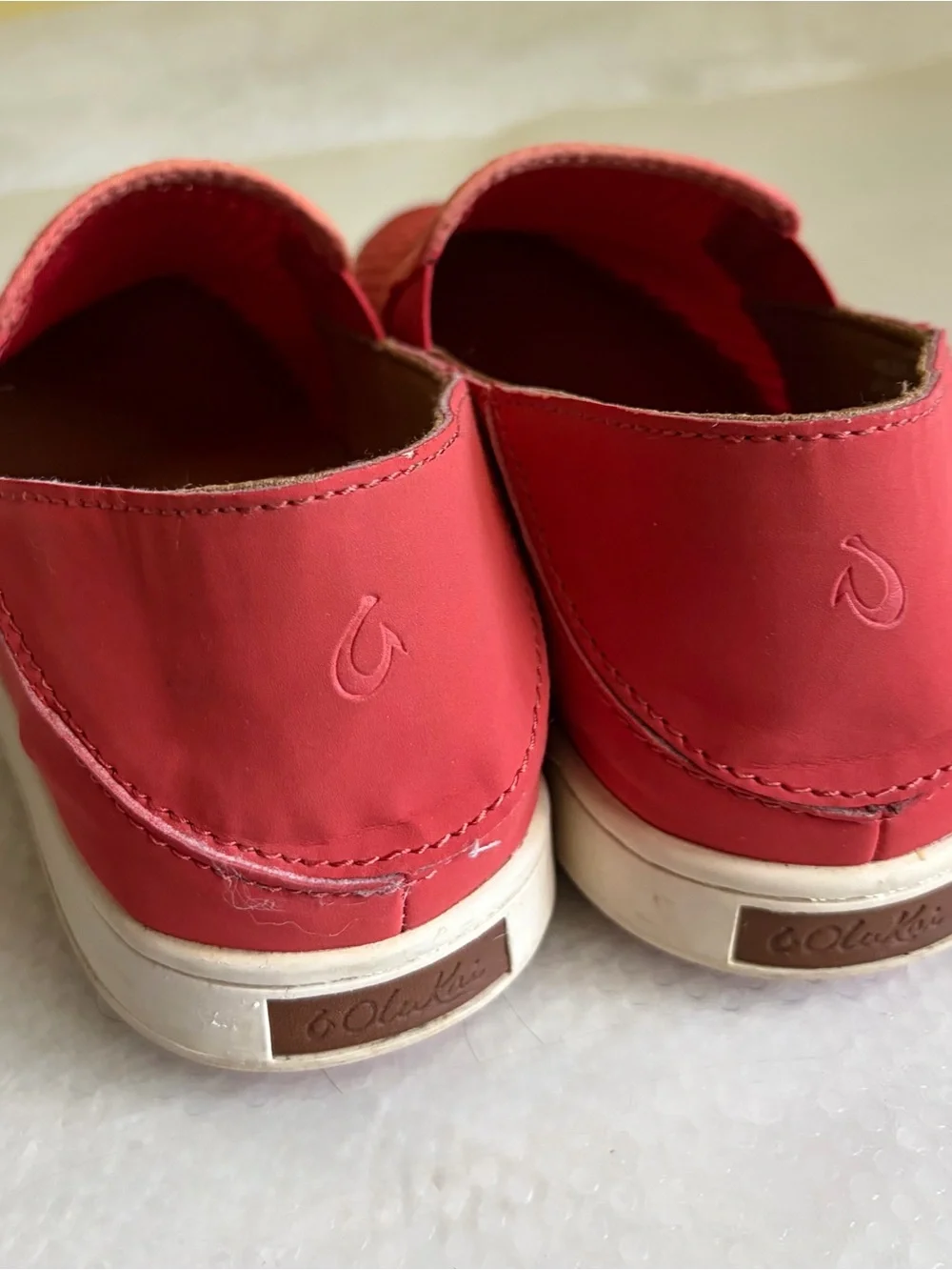 OluKai Pehuea Red Slip-On Mesh Sneakers‎ Sz 8